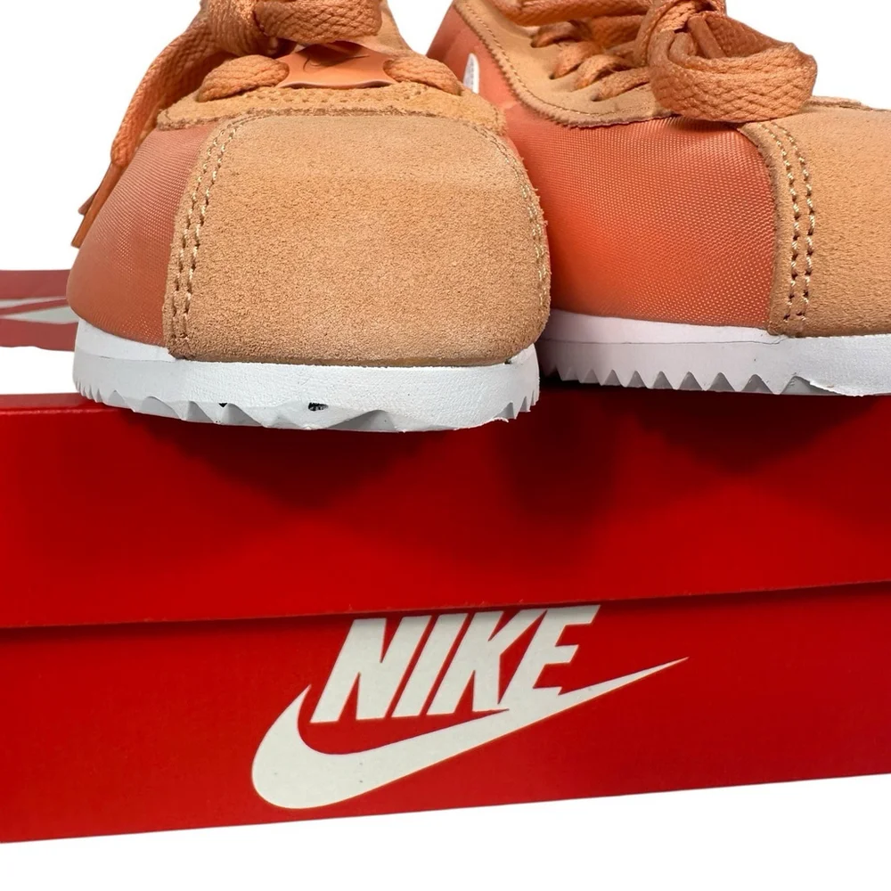 Nike Cortez TXT GS Apricot Agate/ White Size 5Y IF1615-800